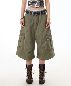 Retro Multi-Pocket Cargo Capris for Women - Loose Wide-Leg Casual Shorts, American High Street Style, Wrinkled Wash, Y2K Fashion