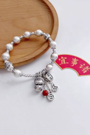Retro National Style Peace Baby Buddha Bead Bracelet for Women - Simple Versatile Lucky Hand Accessory