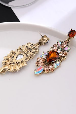 Retro Palace-Style Diamond-Studded Earrings - French Light Luxury High-End Trendy Women's Fashion Accessories