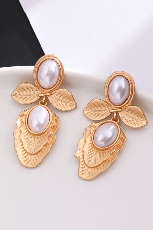 Retro Palace Style Stud Earrings for Women, Niche Design, High-Quality Temperament, Trendy 2025 Ear Accessories