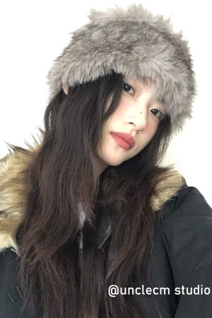 Retro Plush Warm Hooded Beanie for Women - Thick Cold-Proof Knitted Wide Headband, Sweet and Stylish for Autumn and Winter