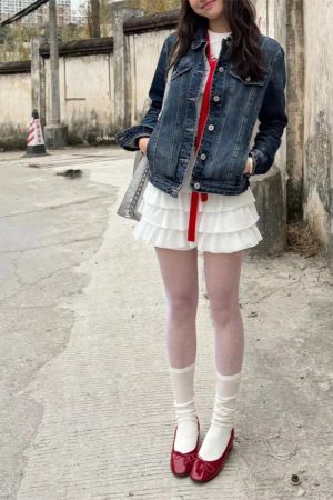 Retro Pumpkin Slim-Fit Denim Jacket for Women with Multi-Pockets - Stylish Short Commuter Top