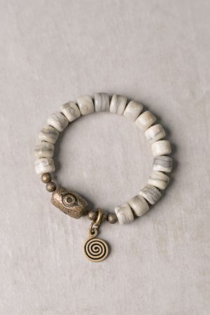 Retro Single-Loop Cow Bone Bracelet for Men, Antique Copper Bead, Personalized Trendy Accessory, Unique Fashion Statement
