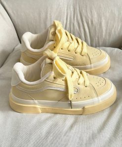 Retro Student Design Bread Sneakers for Women - 20255 Spring Casual Sports Shoes, Versatile 90s Style