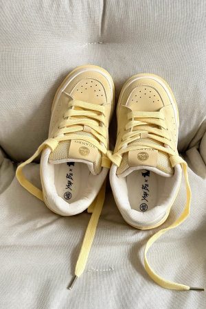 Retro Student Design Bread Sneakers for Women - 20255 Spring Casual Sports Shoes, Versatile 90s Style