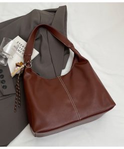 Retro Student Shoulder Bag - Large Capacity Underarm Tote - High-End Women's Fashion - Spring/Summer 2025 Style