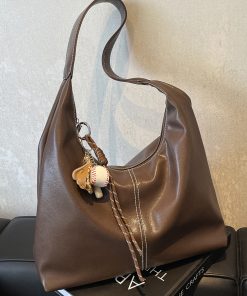 Retro Student Shoulder Bag - Large Capacity Underarm Tote - High-End Women's Fashion - Spring/Summer 2025 Style