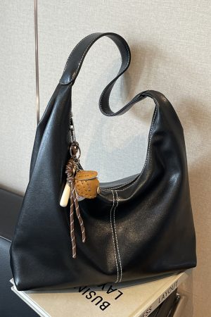 Retro Student Shoulder Bag - Large Capacity Underarm Tote - High-End Women's Fashion - Spring/Summer 2025 Style