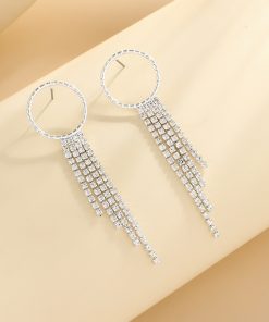 Retro Tassel Earrings with Round Rhinestone Claw Chain - Unique Women's Accessories in European and American Style