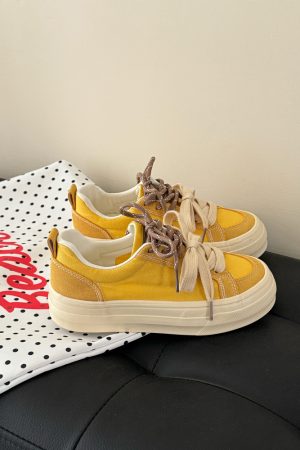 Retro Thick-Soled Canvas Sneakers for Women - Breathable Soft Sole Versatile Summer Shoes 2025 Y2K Style