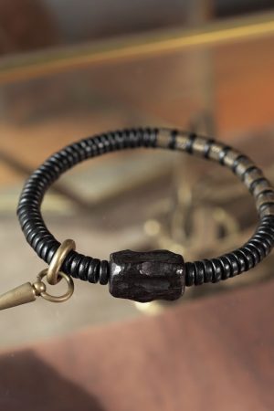 Retro Trendy Personalized Men's Bracelet - Versatile Black Ebony Wood Bead Circle Couples Accessory