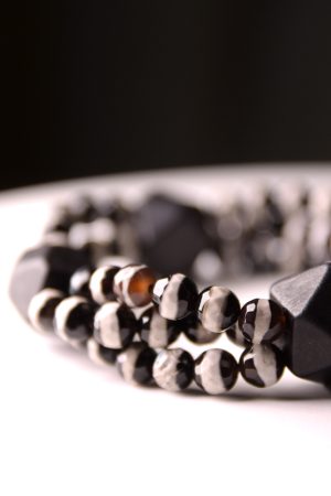 Retro Trendy Versatile Agate Bracelet for Women and Men, Original Design Jewelry, Simple Personalized Fashion Accessory