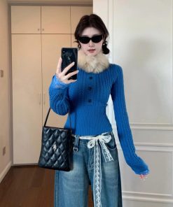 Retro Waist-Cinching Fitted Sweater for Women - Knitted Base Layer Top for Winter and Spring Fashion
