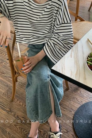 Retro Washed Blue Split Denim Skirt for Women - Versatile Mid-Length High-Waisted Casual Style for Spring and Summer