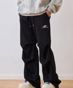 Retro Wide-Leg Cargo Pants with Pleated Design - Casual Sports Pants for a Trendy 90s Y2K Look