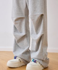 Retro Wide-Leg Cargo Pants with Pleated Design - Casual Sports Pants for a Trendy 90s Y2K Look