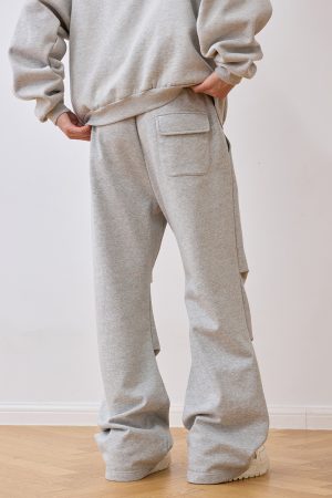 Retro Wide-Leg Cargo Pants with Pleated Design - Casual Sports Pants for a Trendy 90s Y2K Look