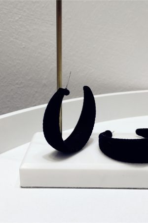 Retro Wide Velvet Hoop Earrings for Autumn & Winter, S925 Silver Needle, Trendy Slimming Face Accessories