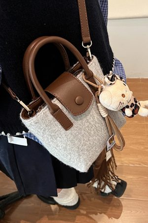 Retro Woolen Handbag for Women - Small Square Shoulder Crossbody Bag - Spring/Summer 2025 Fashion Accessory