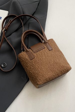Retro Woolen Handbag for Women - Small Square Shoulder Crossbody Bag - Spring/Summer 2025 Fashion Accessory