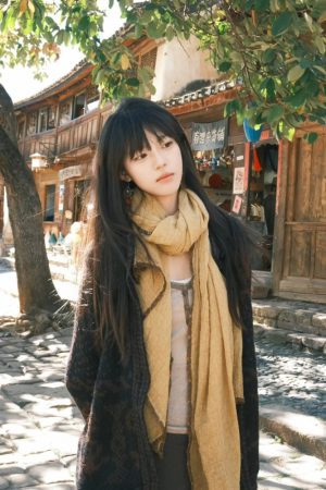 Retro Yellow Cotton Linen Scarf - Thin Neck Guard Shawl with Korean Style for Vacation and Fashionable Temperament