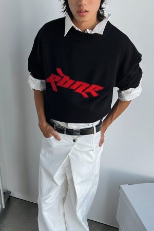 Roaring Beast Black Mixed Yarn Jacquard Logo Sweater - Cozy Knit, Trendy Streetwear, Y2K Fashion