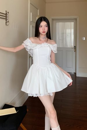Romantic Lace Off-the-Shoulder Ruffled Waist Slimming Dress - French Style, Perfect for Date Night and 90s Inspired Looks