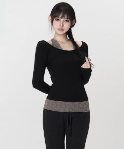 Romantic Lace Splicing Halter Off-Shoulder Knitted Top for Women - Slim Fit Autumn Fashion Shirt