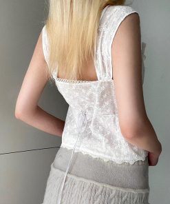 Roupas Largas, Most Popular Outfits - Coquette Square Neckline Top