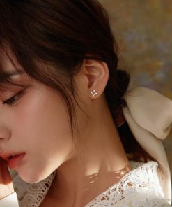 S925 Pure Silver Small Geometric Triangle Square Stud Earrings - Trendy Elegant Accessories for Modern Minimalist Style