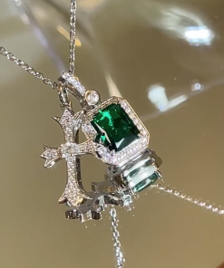 S925 Pure Silver Vintage Cross Necklace with Jade Green Zircon - High-End Light Luxury Accessory for Versatile Style