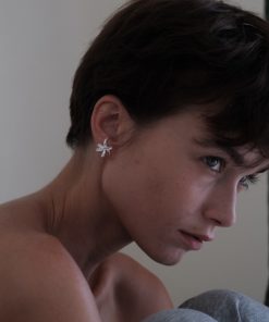 S925 Pure Silver White Iris Flower Stud Earrings for Women - Niche Matte Petal Design, Floral Jewelry, Trendy Fashion Accessory