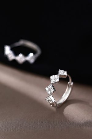 S925 Silver Diamond-Shaped Ear Clips - High-End Trendy Earrings for Women - Niche Design 2025 Fashion Jewelry