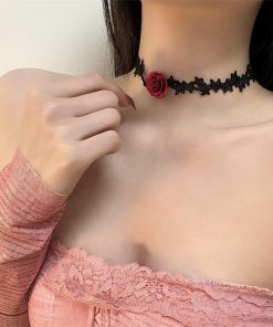 Sexy Lace Choker Collar for Women, Gothic Long Woven Red Rose Necklace, Dark Style Fashion Accessory
