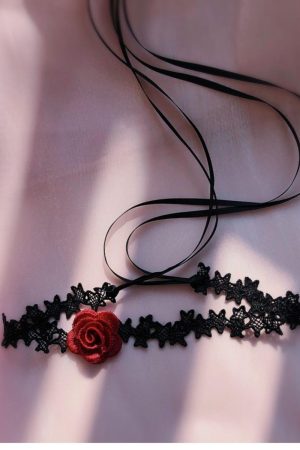 Sexy Lace Choker Collar for Women, Gothic Long Woven Red Rose Necklace, Dark Style Fashion Accessory