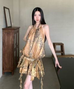 Sexy Leopard Print Halter Neck Dress for Women - Backless Summer Vacation Dress in 90s Style