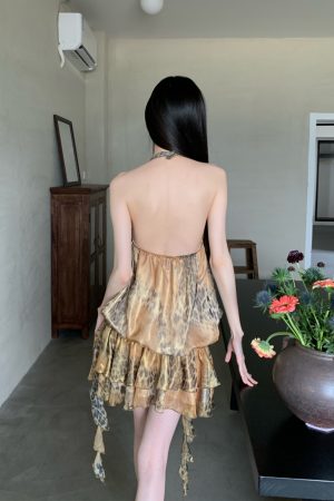 Sexy Leopard Print Halter Neck Dress for Women - Backless Summer Vacation Dress in 90s Style