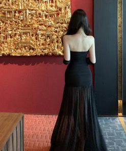 Sexy One-Shoulder Black Strapless Long Dress with French Ruffles and High Slit - Elegant Evening Gown for Women, Y2K Style