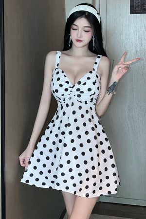 Sexy Women's Deep V-Neck Spaghetti Strap Dress - Slim-Fit Tummy-Covering Short Skirt for Nightclub & Work Uniform Style