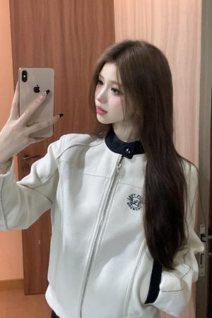 Short Embroidered Baseball Jacket for Women, Slim Fit Casual Cardigan Top, Winter Fashion Outerwear