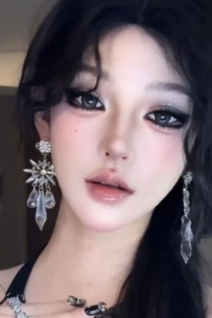 Silver Crystal Flower Long Tassel Water Drop Dangle Earrings - Elegant Luxury Studs for Women - High-End Fashion Statement