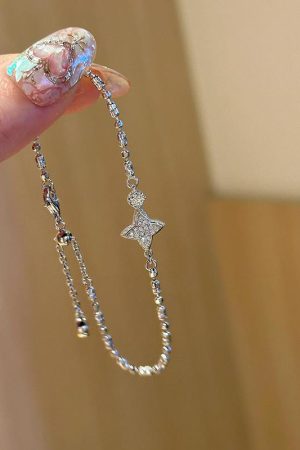 Silver Four-Pointed Star Bracelet for Women - 2025 Light Luxury Design with Micro-Inlaid Accessories, Perfect Gift for Best Friends