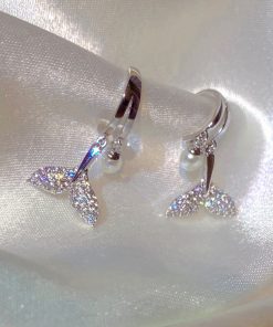 Silver Needle Mermaid Pearl Stud Earrings - Minimalist 2025 Trend, Niche Design Pendant, High-End Light Luxury Ear Accessories for Women