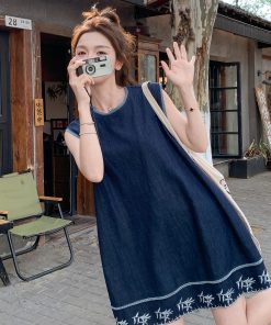 Sleeveless Embroidered Color-Blocking Dress for Women - French Style, 2025 Summer Collection, Elegant Niche Design