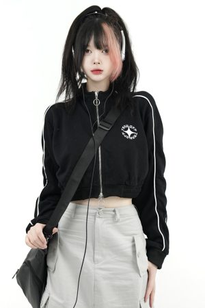 Slim Fit College Style Short Jacket for Women, Casual Zipper Cardigan, Autumn 2025, Stand Collar, Trendy 90s Inspired Outerwear