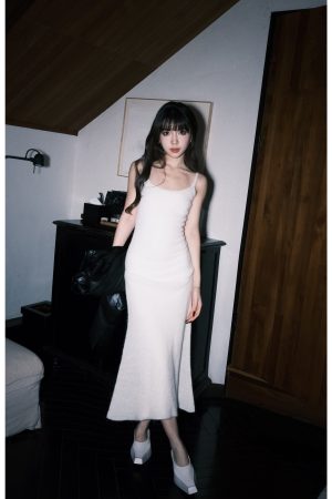 Slim-Fit Fishtail Sweater Dress for Women - Knitted Long Dress with Straps, Perfect for 90s and Y2K Style