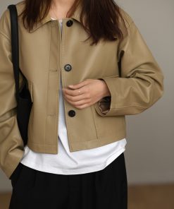Slim-Fitting Short Lambskin Jacket - Stylish Loose Genuine Leather Top for a Chic Look, Perfect for Everyday Wear