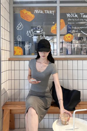 Slimming High-Stretch U-Neck Fitted Basic Top - Comfortable Versatile Style for Everyday Wear