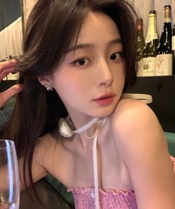 Small Butterfly Pearl Clip-On Earrings - Light Luxury Niche Studs, High-End Ear Accessories for Women, No Piercing Required