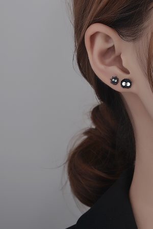 Small Coal Ball Earrings - Trendy Personalized Niche Design for Women, Comfortable for Sleeping, Perfect Summer Accessory